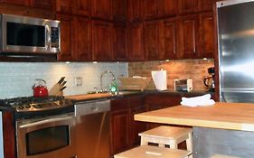 255 West Guest House New York 3*